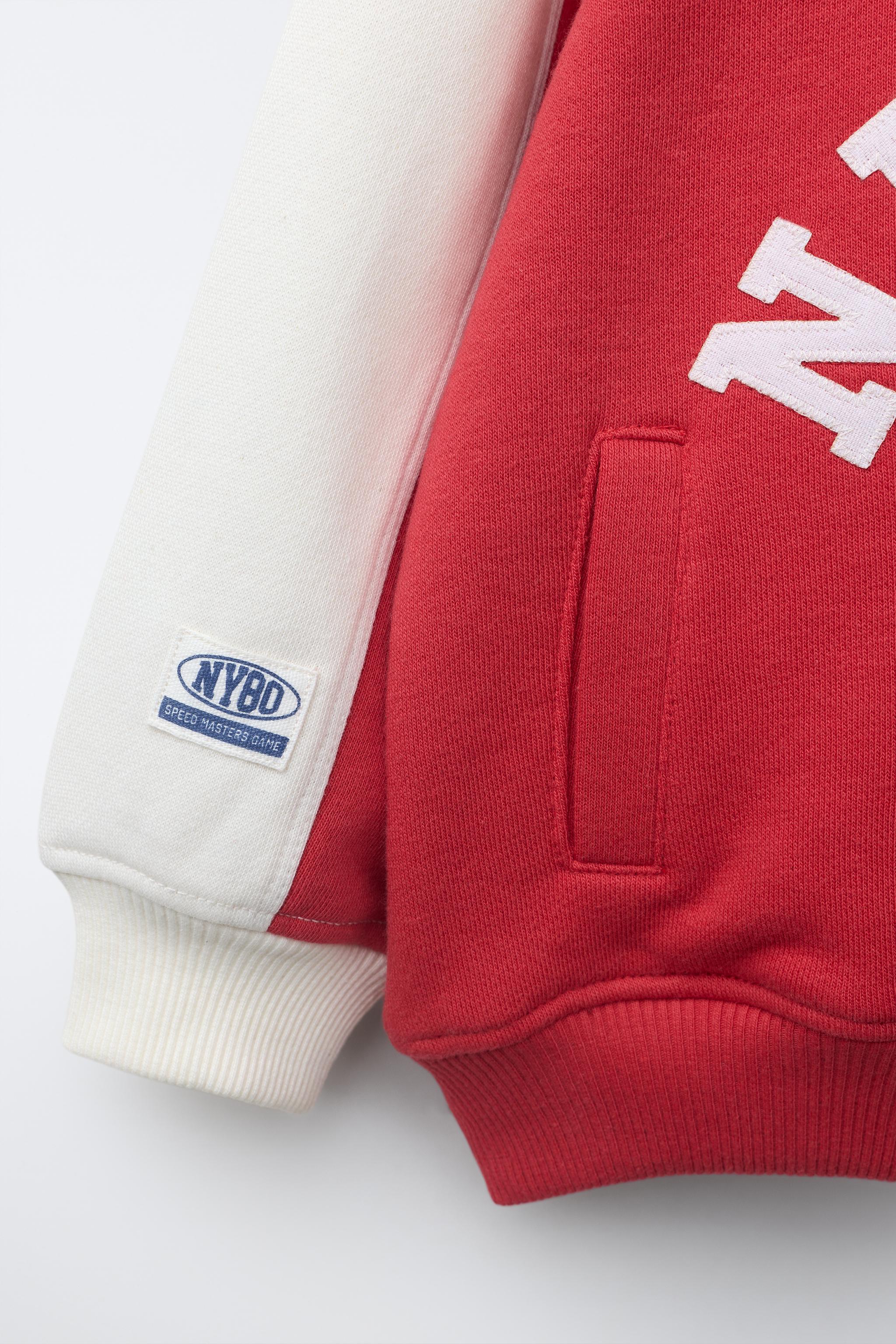 EMBROIDERED SWEATSHIRT